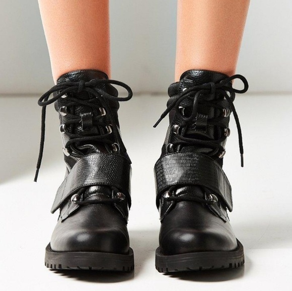 Urban Outfitters Claude Black Combat Boot 10 - Picture 2 of 5